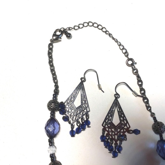 2 sets of matching necklaces with geometric beads, earrings and bracelet - blue - Picture 3 of 10